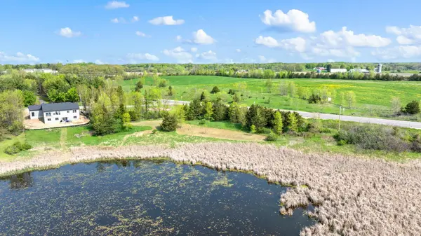 30339 Orchard CT, Center City, MN 55012