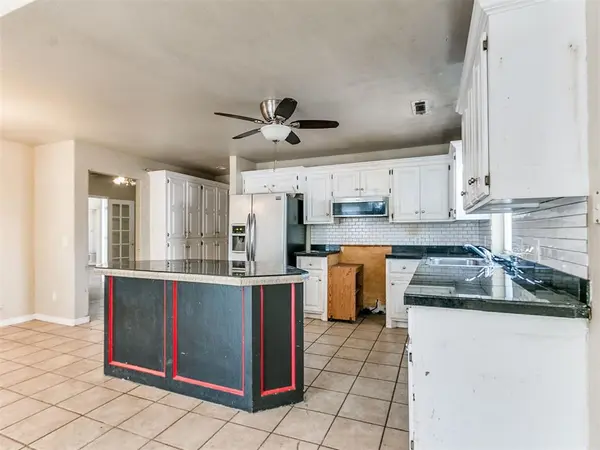 1311 Cambridge DR, Shawnee, OK 74804