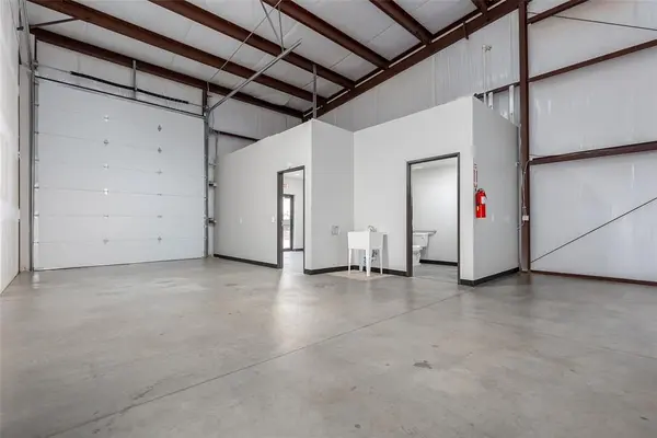 8101 Silver XING #320, Oklahoma City, OK 73132