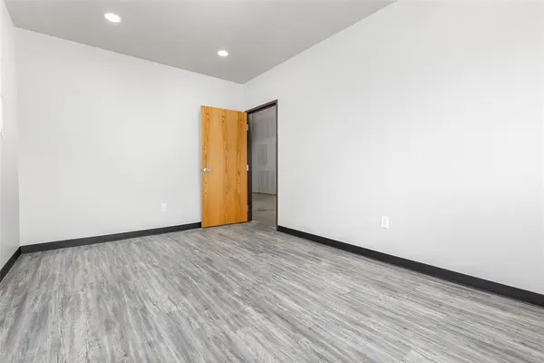 8101 Silver XING #350, Oklahoma City, OK 73132