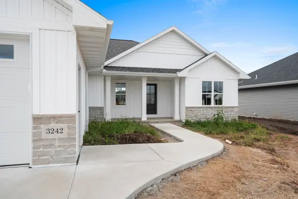 3242 WILLOW RD, Green Bay, WI 54311-0000