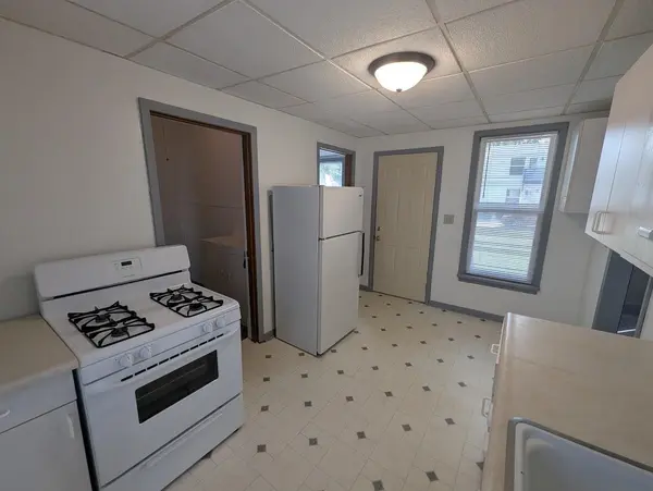 832 FREDERICK ST, Oshkosh, WI 54901