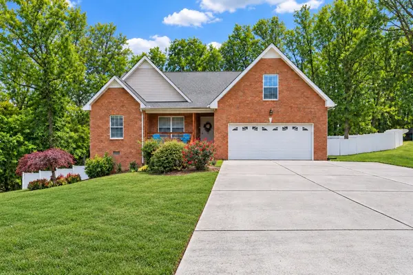 206 Eastwood Dr #A, Dickson, TN 37055