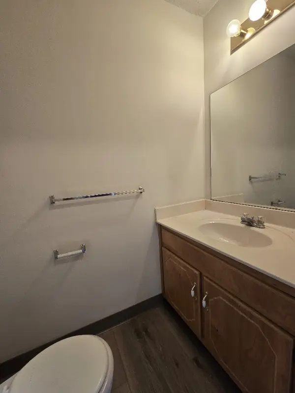 239 State Line Dr, Oak Grove, KY 42262
