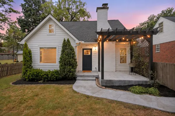 909 McClurkan Ave, Nashville, TN 37206