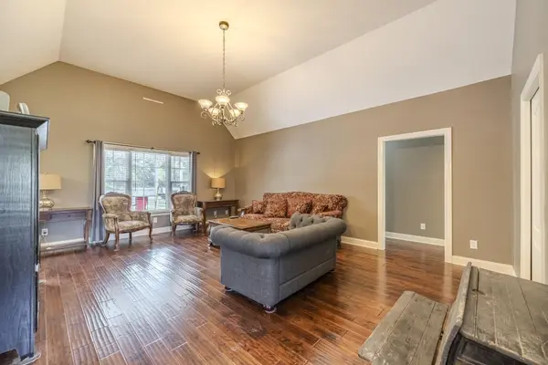 275 BRANCH ESTATE LN, Savannah, TN 38372
