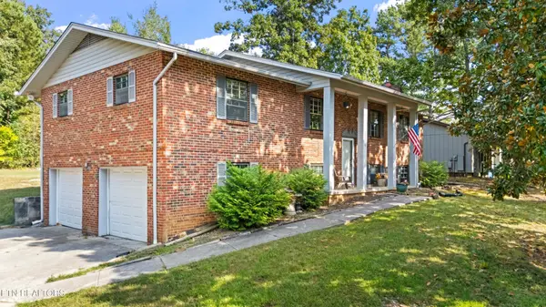 1520 Hightop Tr, Knoxville, TN 37923