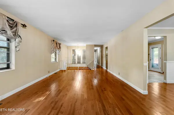 1520 Hightop Tr, Knoxville, TN 37923