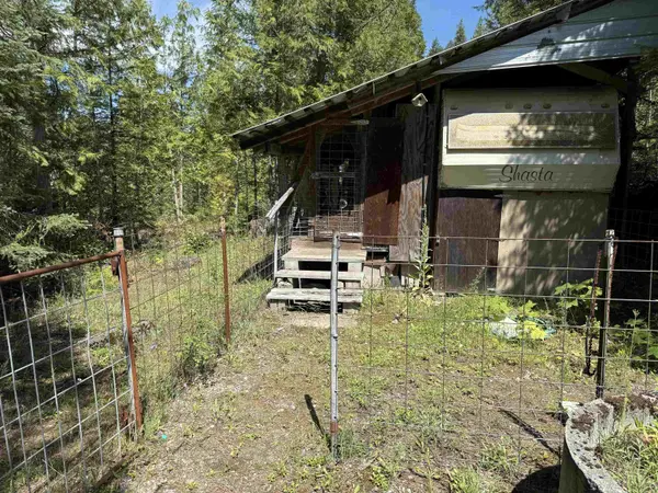 3516 Deep Lake Boundary Rd, Colville, WA 99114