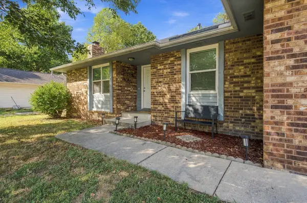 3423 W El Castile ST, Springfield, MO 65807