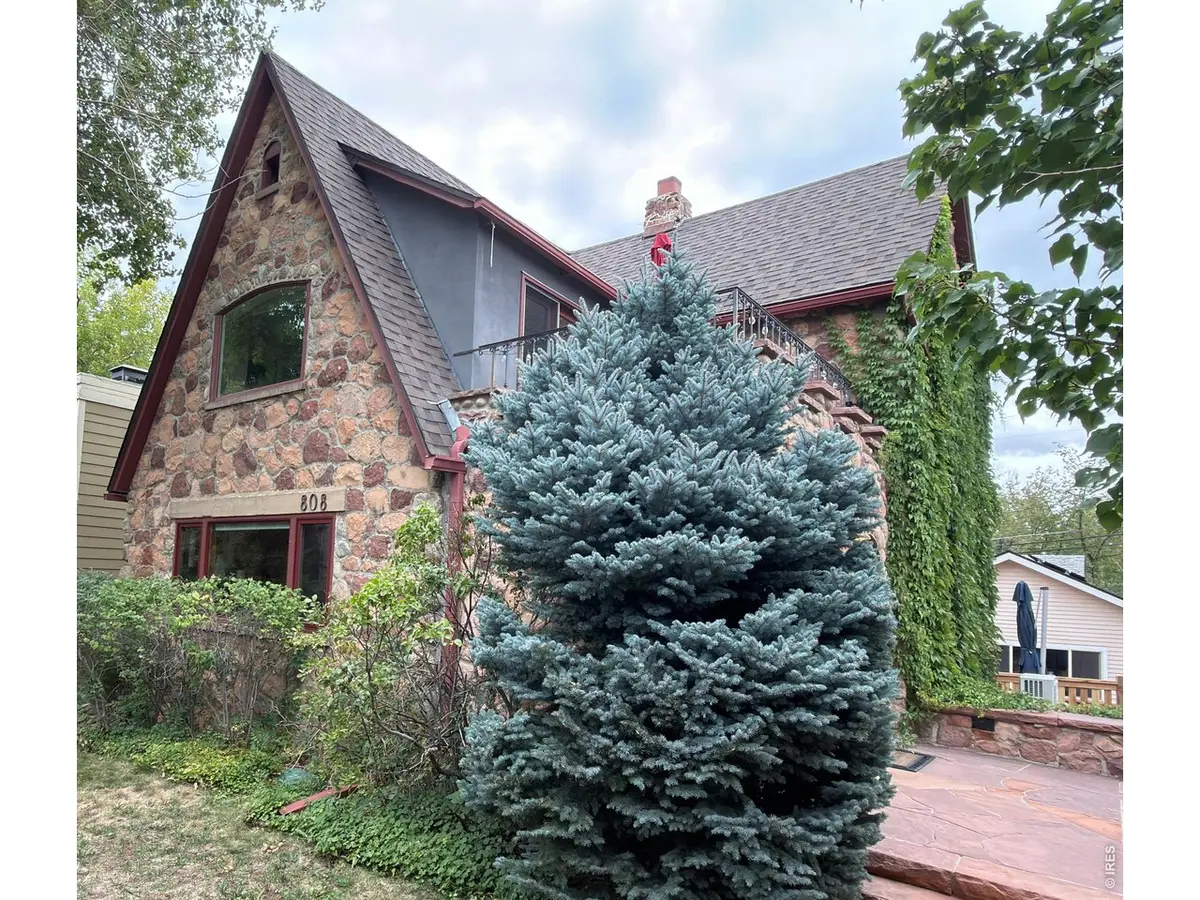 808 10th, Boulder, CO 80302
