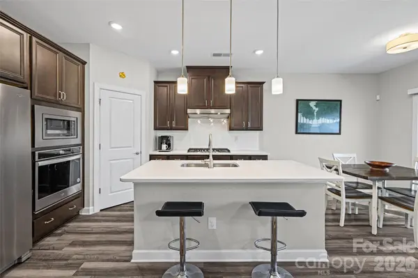 14830 Batteliere DR, Charlotte, NC 28278
