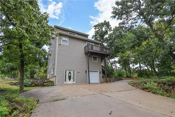 304 E 164th TER, Belton, MO 64012