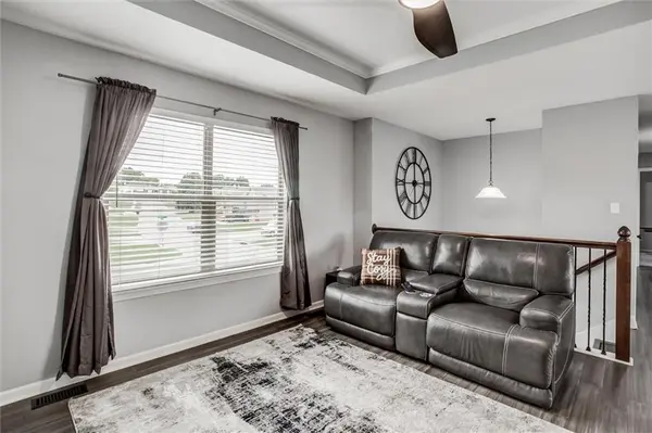 1605 Bay AVE, Independence, MO 64058