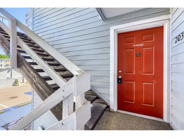 7395 E Eastman #L-203, Denver, CO 80231