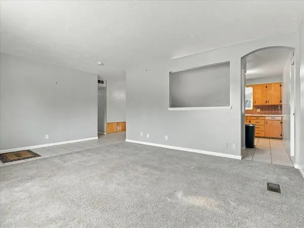 1053 Montview, Fort Collins, CO 80521