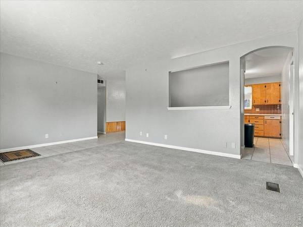 1053 Montview, Fort Collins, CO 80521