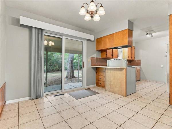 1053 Montview, Fort Collins, CO 80521