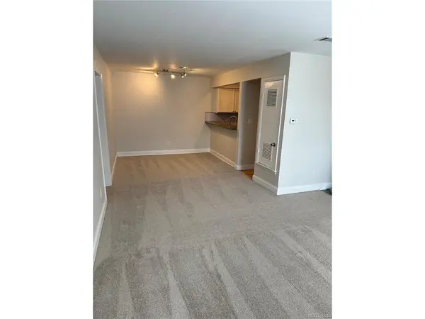 7175 S Gaylord #B, Centennial, CO 80122