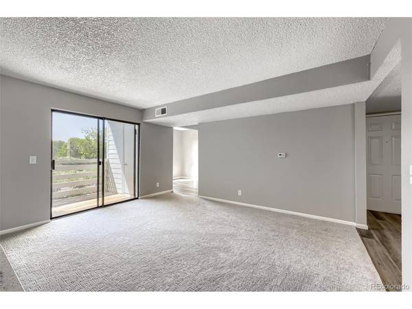 7395 E Eastman #203L, Denver, CO 80231