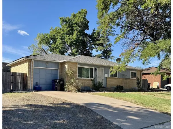 4240 W Hamilton, Denver, CO 80236