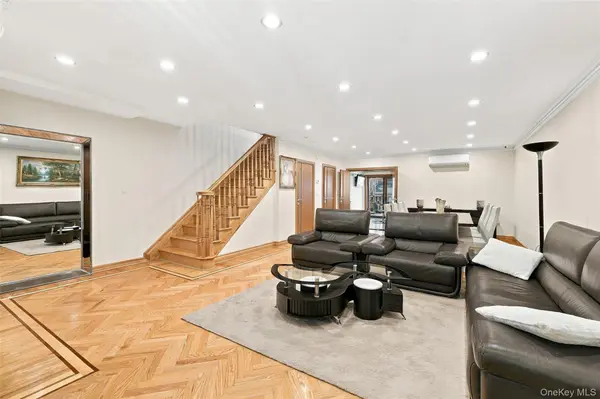 99-53 65th RD, Rego Park, NY 11374