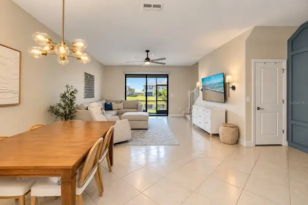 15210 SUNNY DAY DR, Bradenton, FL 34211