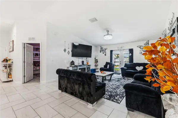 5001 18TH ST E, Bradenton, FL 34203