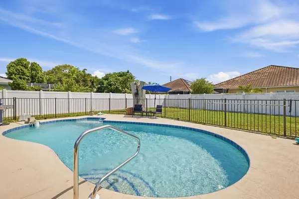 7201 11TH AVE W, Bradenton, FL 34209
