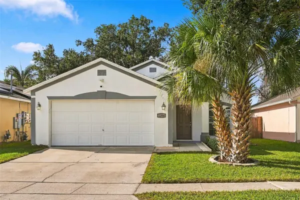 2354 BLUE SAPPHIRE CIR, Orlando, FL 32837