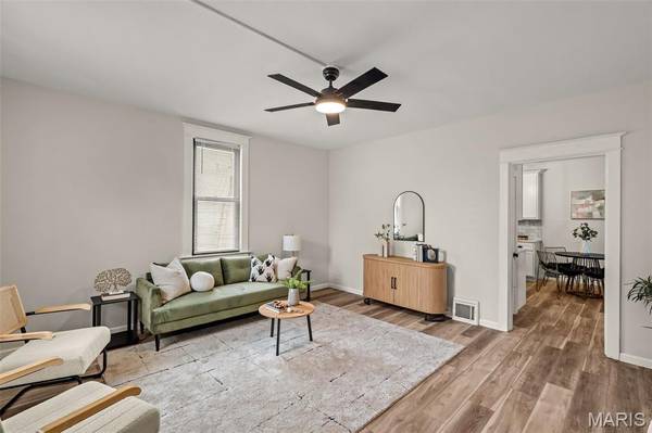 4463 Beck AVE, St Louis, MO 63116