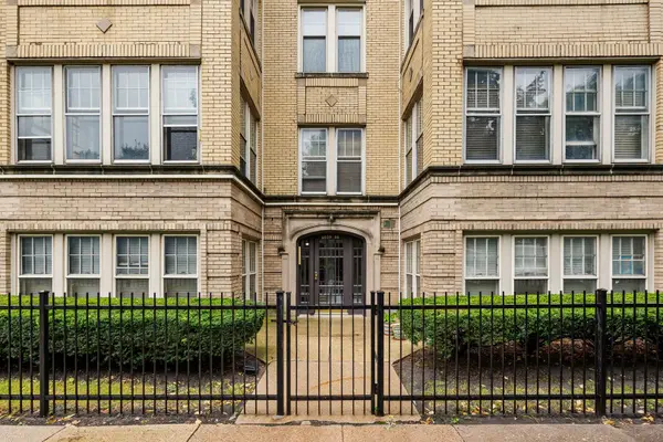 5030 N Leavitt ST #3, Chicago, IL 60625