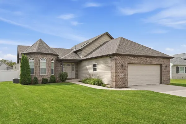 6828 Wallace ST, Merrillville, IN 46410