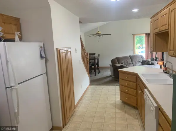 12088 Lake LN, Lindstrom, MN 55045