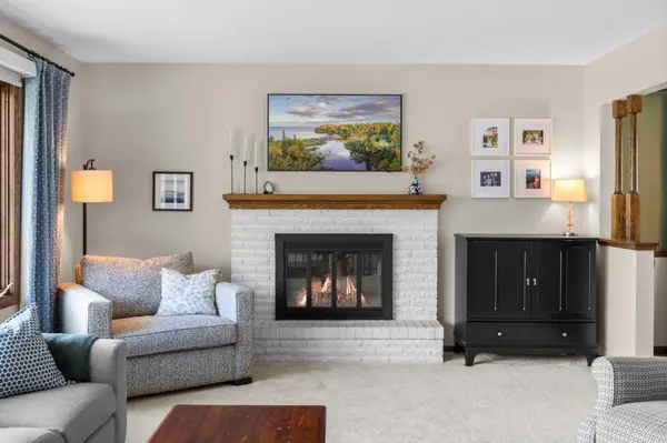 10024 Johnson CIR, Bloomington, MN 55437
