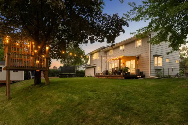 60 17th AVE SW, New Brighton, MN 55112
