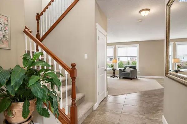 8505 W 9th Ave, Kennewick, WA 99336