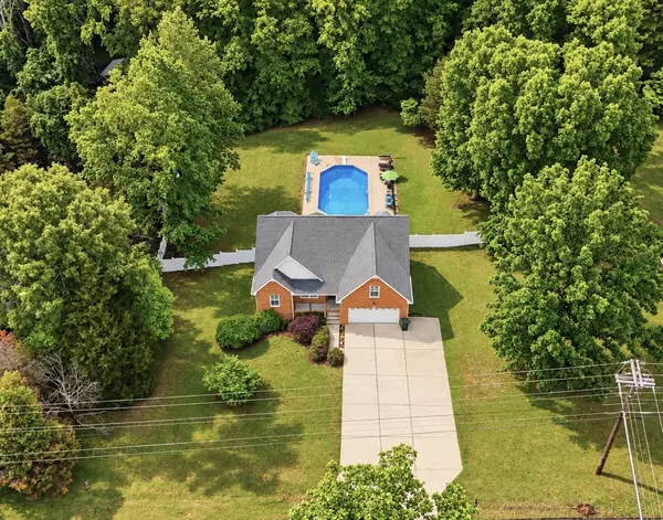206 Eastwood Dr #A, Dickson, TN 37055
