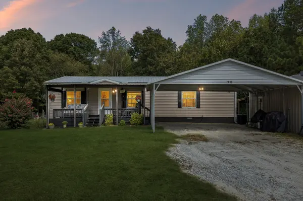 2430 Old Natchez Trace Trl, Camden, TN 38320