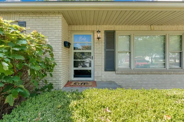 239 S Parkwood, Wichita, KS 67218