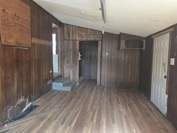 515 S Beverly ST, Billings, MO 65610