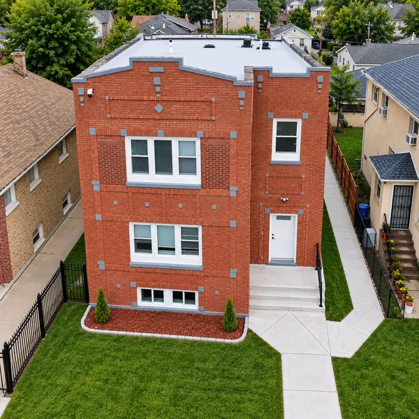 1015 N Laramie AVE, Chicago, IL 60651