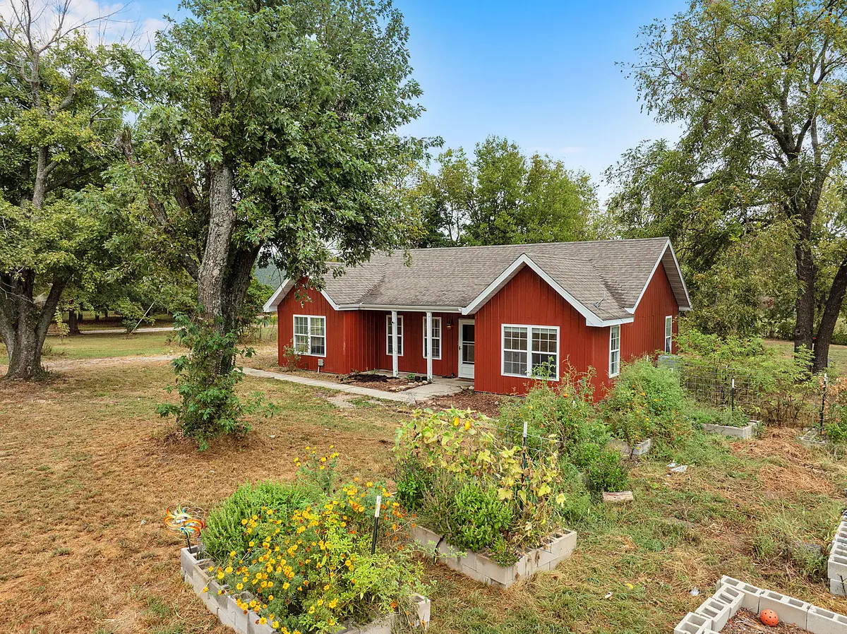 1015 State Road Aa, Fair Grove, MO 65648