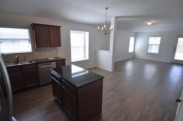 2704 Hearthsong LOOP, Round Rock, TX 78665