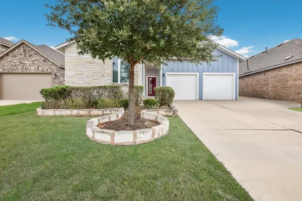 11321 American Mustang LOOP, Manor, TX 78653