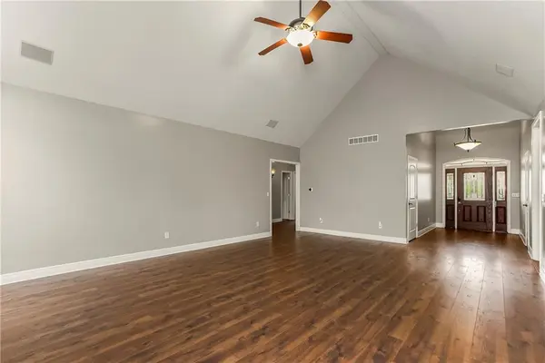 7514 S Buckner Tarsney RD, Grain Valley, MO 64029