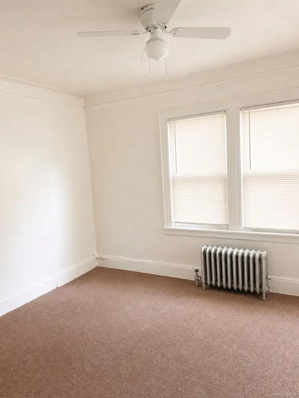 Address not disclosed, Rosedale, NY 11422