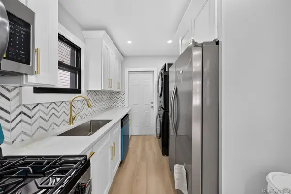 777 E 225th ST, Bronx, NY 10466