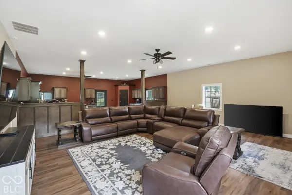 604 E 5th ST, Burlington, IN 46915