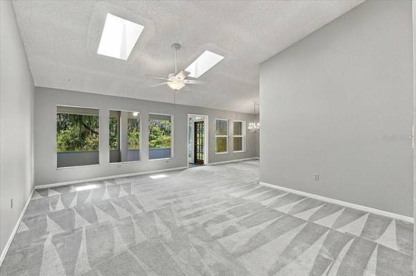 368 LAKE HARRIS DR, Lakeland, FL 33813